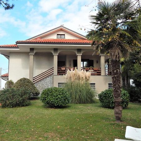 Amo' Le Langhe Bed and Breakfast Narzole Εξωτερικό φωτογραφία