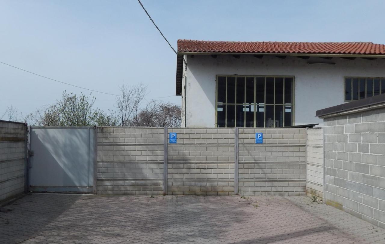 Amo' Le Langhe Bed and Breakfast Narzole Εξωτερικό φωτογραφία